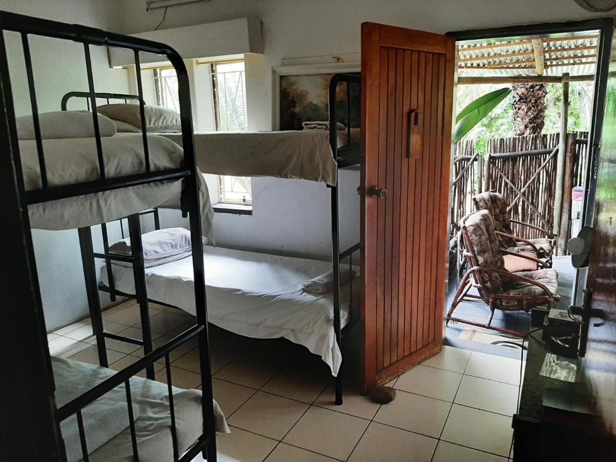 Elephant Walk Guesthouse And Back Packers Phalaborwa Esterno foto